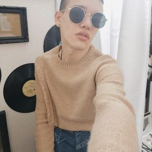 Meet your Posher, Brice